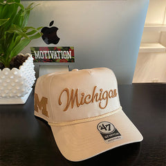University of Michigan Wolverines Overhand Hitch Hat Bone