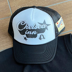 Chelsea Inn Trucker Cap Black / White