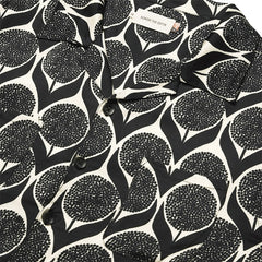 Floral L/S Woven Button Up Black