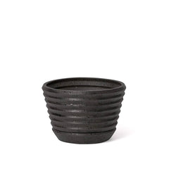 Racine Planter Carbon