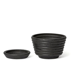 Racine Planter Carbon