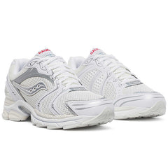 Progrid Triumph 4 Sneakers White / Silver