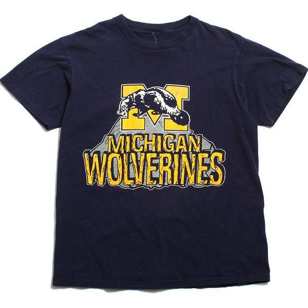 University of Michigan Wolverine M & Stone Text T-Shirt Navy (Large)